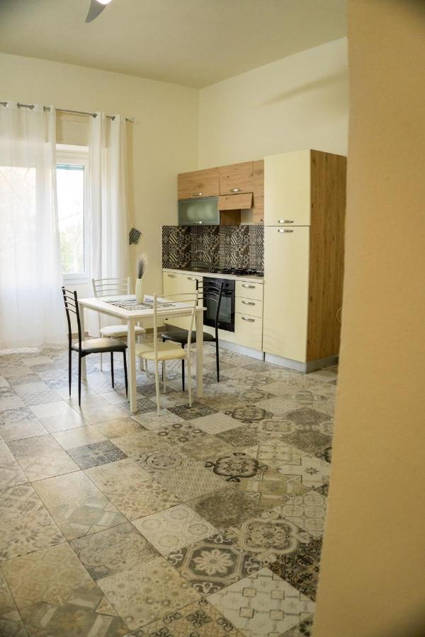 Janas Apartment Порто-Торрес Екстер'єр фото